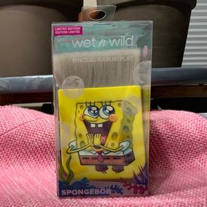 wet n wild Spongebob flat Kabuchi brush